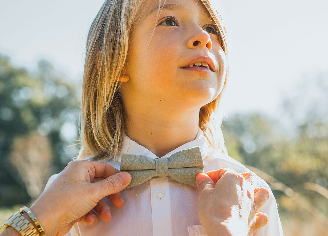 Choisir la Bonne Taille de Nœud Papillon pour Enfants et Bébés Immagine