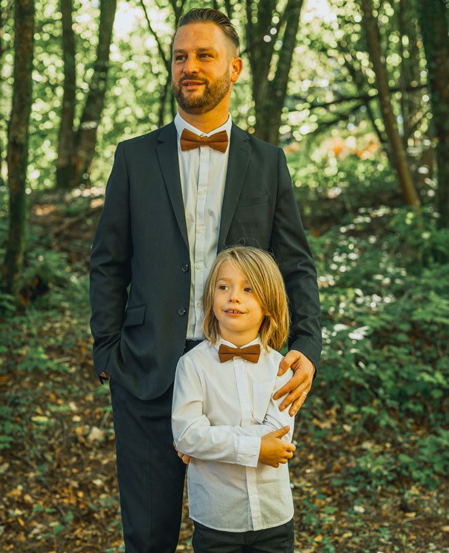 Papillon Marrone n°1 in Lino «Basile»